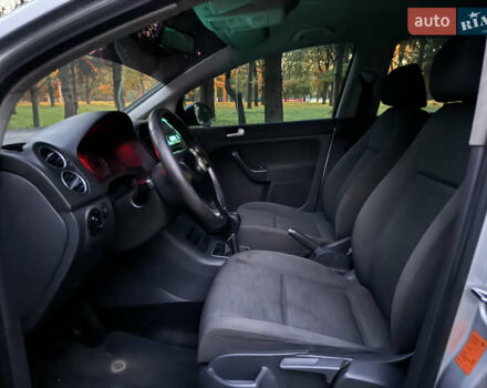 Сірий Фольксваген Гольф, об'ємом двигуна 1.6 л та пробігом 202 тис. км за 3799 $, фото 10 на Automoto.ua