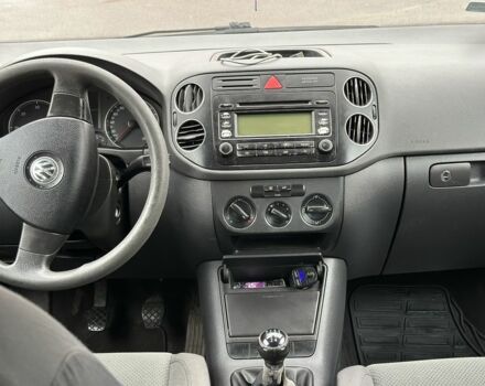 Серый Фольксваген Гольф, объемом двигателя 1.9 л и пробегом 361 тыс. км за 2650 $, фото 6 на Automoto.ua