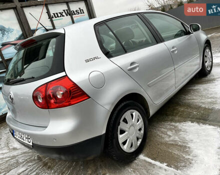 Серый Фольксваген Гольф, объемом двигателя 1.4 л и пробегом 183 тыс. км за 5250 $, фото 6 на Automoto.ua