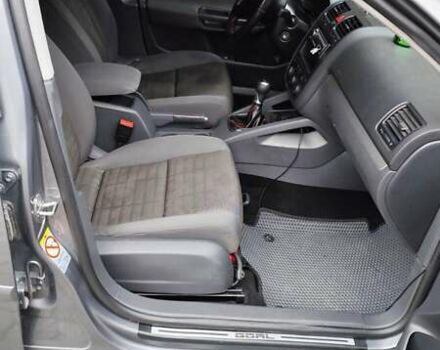 Фольксваген Гольф 2006 в Виннице на Automoto.ua Серый Фольксваген Гольф, объемом двигателя 1.6 л и пробегом 308 тыс. км за 5700 $, фото 18 на Automoto.ua