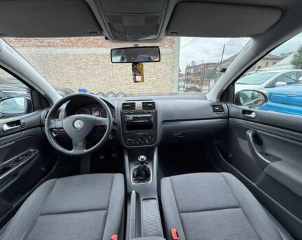 Серый Фольксваген Гольф, объемом двигателя 1.4 л и пробегом 210 тыс. км за 5799 $, фото 15 на Automoto.ua