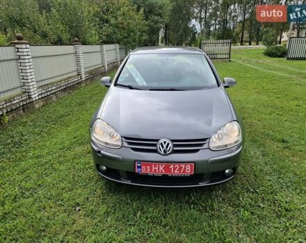 Фольксваген Гольф 2006 в Сторожинце на Automoto.ua Серый Фольксваген Гольф, объемом двигателя 1.6 л и пробегом 216 тыс. км за 5143 $, фото 2 на Automoto.ua
