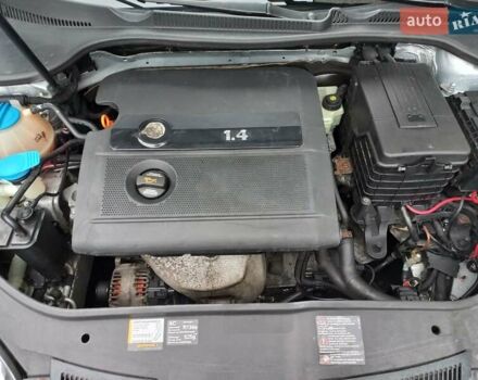 Серый Фольксваген Гольф, объемом двигателя 1.4 л и пробегом 216 тыс. км за 5800 $, фото 29 на Automoto.ua