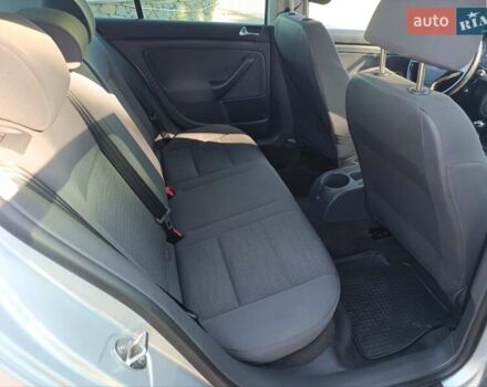 Сірий Фольксваген Гольф, об'ємом двигуна 1.6 л та пробігом 210 тис. км за 5599 $, фото 23 на Automoto.ua