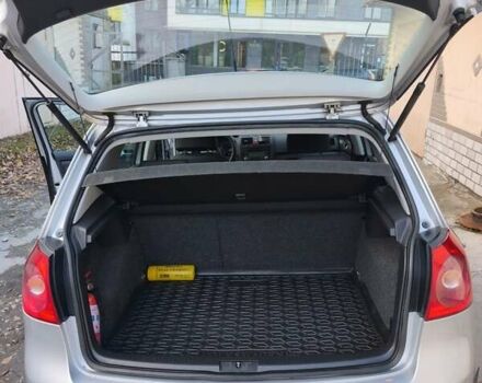 Сірий Фольксваген Гольф, об'ємом двигуна 1.6 л та пробігом 246 тис. км за 6400 $, фото 19 на Automoto.ua