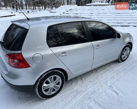 Серый Фольксваген Гольф, объемом двигателя 1.39 л и пробегом 303 тыс. км за 4500 $, фото 6 на Automoto.ua