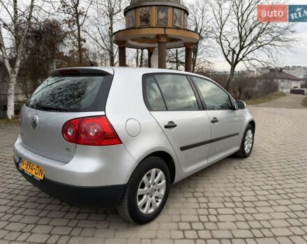 Серый Фольксваген Гольф, объемом двигателя 1.6 л и пробегом 247 тыс. км за 6800 $, фото 3 на Automoto.ua