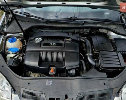 Серый Фольксваген Гольф, объемом двигателя 1.6 л и пробегом 193 тыс. км за 7499 $, фото 2 на Automoto.ua