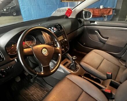 Серый Фольксваген Гольф, объемом двигателя 1.4 л и пробегом 203 тыс. км за 5400 $, фото 4 на Automoto.ua