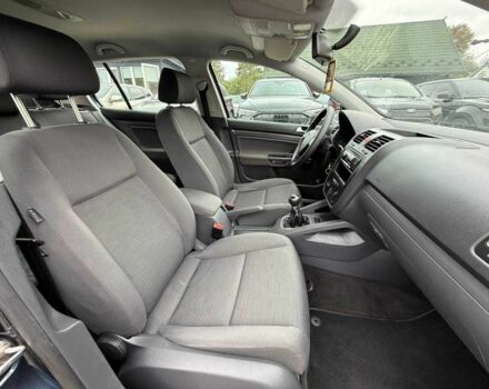 Серый Фольксваген Гольф, объемом двигателя 1.4 л и пробегом 210 тыс. км за 5799 $, фото 20 на Automoto.ua