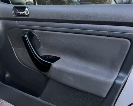 Серый Фольксваген Гольф, объемом двигателя 1.97 л и пробегом 350 тыс. км за 5700 $, фото 29 на Automoto.ua