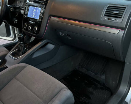 Серый Фольксваген Гольф, объемом двигателя 1.97 л и пробегом 350 тыс. км за 5700 $, фото 28 на Automoto.ua