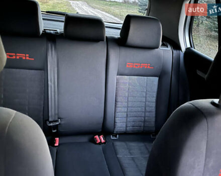 Серый Фольксваген Гольф, объемом двигателя 1.4 л и пробегом 183 тыс. км за 5250 $, фото 24 на Automoto.ua