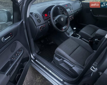 Сірий Фольксваген Гольф, об'ємом двигуна 1.6 л та пробігом 183 тис. км за 6600 $, фото 16 на Automoto.ua