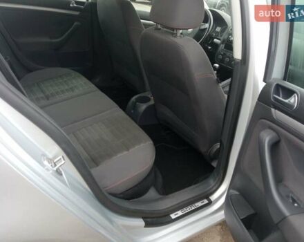 Серый Фольксваген Гольф, объемом двигателя 1.6 л и пробегом 260 тыс. км за 5500 $, фото 1 на Automoto.ua