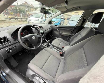 Серый Фольксваген Гольф, объемом двигателя 1.4 л и пробегом 210 тыс. км за 5799 $, фото 10 на Automoto.ua