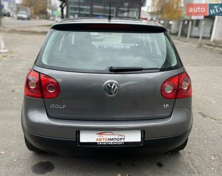 Серый Фольксваген Гольф, объемом двигателя 1.6 л и пробегом 262 тыс. км за 6950 $, фото 6 на Automoto.ua