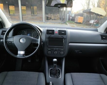 Серый Фольксваген Гольф, объемом двигателя 1.4 л и пробегом 199 тыс. км за 5500 $, фото 14 на Automoto.ua