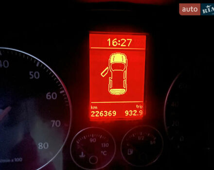 Сірий Фольксваген Гольф, об'ємом двигуна 1.6 л та пробігом 226 тис. км за 5499 $, фото 10 на Automoto.ua