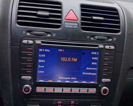 Сірий Фольксваген Гольф, об'ємом двигуна 1.6 л та пробігом 212 тис. км за 5880 $, фото 15 на Automoto.ua