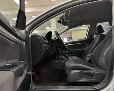 Серый Фольксваген Гольф, объемом двигателя 1.6 л и пробегом 187 тыс. км за 6500 $, фото 12 на Automoto.ua