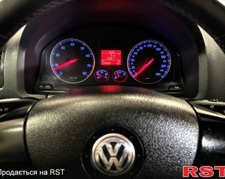 Серый Фольксваген Гольф, объемом двигателя 1.6 л и пробегом 226 тыс. км за 6400 $, фото 5 на Automoto.ua