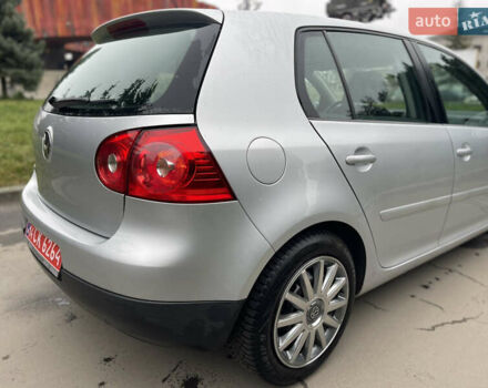 Серый Фольксваген Гольф, объемом двигателя 1.6 л и пробегом 216 тыс. км за 5750 $, фото 12 на Automoto.ua