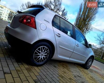 Серый Фольксваген Гольф, объемом двигателя 1.4 л и пробегом 235 тыс. км за 4699 $, фото 9 на Automoto.ua