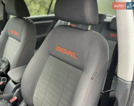 Серый Фольксваген Гольф, объемом двигателя 1.6 л и пробегом 216 тыс. км за 5750 $, фото 31 на Automoto.ua