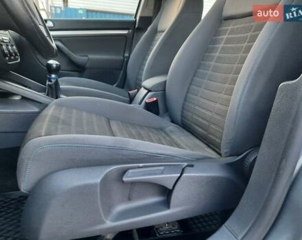 Серый Фольксваген Гольф, объемом двигателя 1.4 л и пробегом 250 тыс. км за 5550 $, фото 42 на Automoto.ua