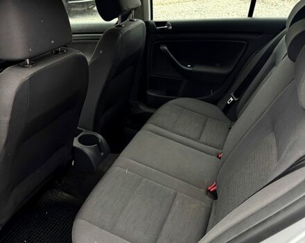 Серый Фольксваген Гольф, объемом двигателя 1.6 л и пробегом 280 тыс. км за 5999 $, фото 7 на Automoto.ua