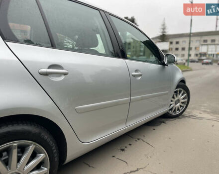 Серый Фольксваген Гольф, объемом двигателя 1.6 л и пробегом 216 тыс. км за 5750 $, фото 14 на Automoto.ua