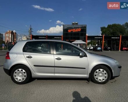 Серый Фольксваген Гольф, объемом двигателя 1.39 л и пробегом 280 тыс. км за 4900 $, фото 5 на Automoto.ua