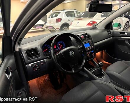 Серый Фольксваген Гольф, объемом двигателя 1.6 л и пробегом 187 тыс. км за 6500 $, фото 9 на Automoto.ua