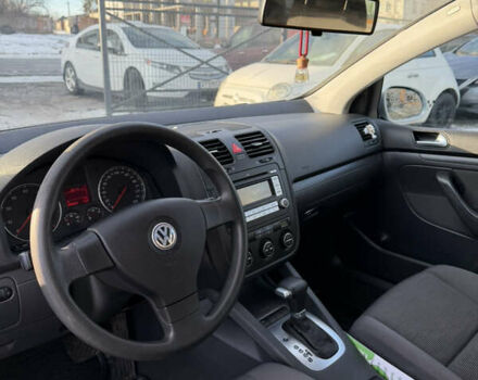 Сірий Фольксваген Гольф, об'ємом двигуна 1.6 л та пробігом 247 тис. км за 6800 $, фото 10 на Automoto.ua