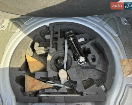 Сірий Фольксваген Гольф, об'ємом двигуна 1.39 л та пробігом 221 тис. км за 4400 $, фото 7 на Automoto.ua