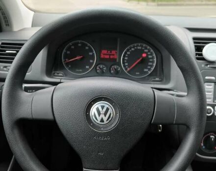 Серый Фольксваген Гольф, объемом двигателя 1.6 л и пробегом 208 тыс. км за 5700 $, фото 26 на Automoto.ua