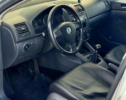 Серый Фольксваген Гольф, объемом двигателя 1.9 л и пробегом 376 тыс. км за 5200 $, фото 10 на Automoto.ua