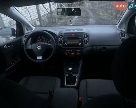 Сірий Фольксваген Гольф, об'ємом двигуна 1.6 л та пробігом 183 тис. км за 6600 $, фото 20 на Automoto.ua