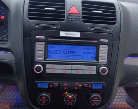 Сірий Фольксваген Гольф, об'ємом двигуна 1.6 л та пробігом 260 тис. км за 5699 $, фото 5 на Automoto.ua