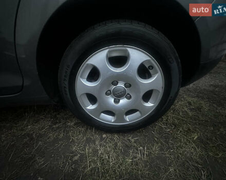 Сірий Фольксваген Гольф, об'ємом двигуна 1.6 л та пробігом 183 тис. км за 6600 $, фото 28 на Automoto.ua