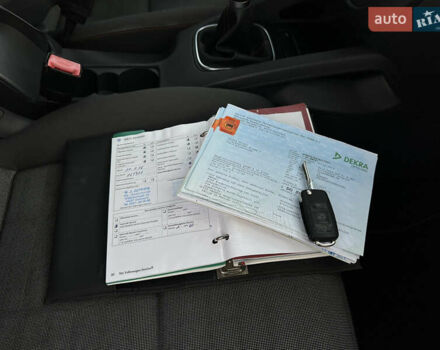 Серый Фольксваген Гольф, объемом двигателя 1.6 л и пробегом 235 тыс. км за 5100 $, фото 40 на Automoto.ua