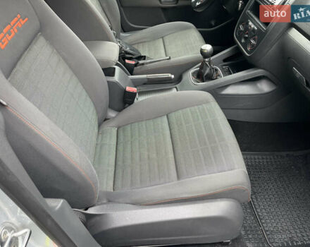 Серый Фольксваген Гольф, объемом двигателя 1.6 л и пробегом 216 тыс. км за 5750 $, фото 41 на Automoto.ua