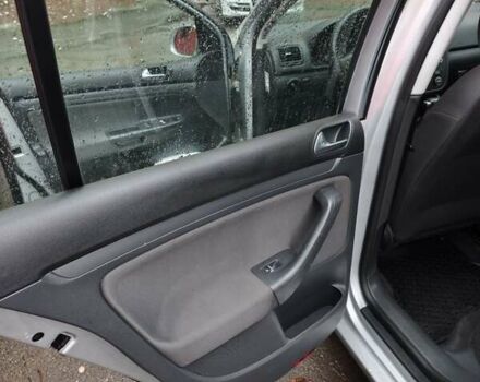 Сірий Фольксваген Гольф, об'ємом двигуна 1.6 л та пробігом 246 тис. км за 6400 $, фото 13 на Automoto.ua