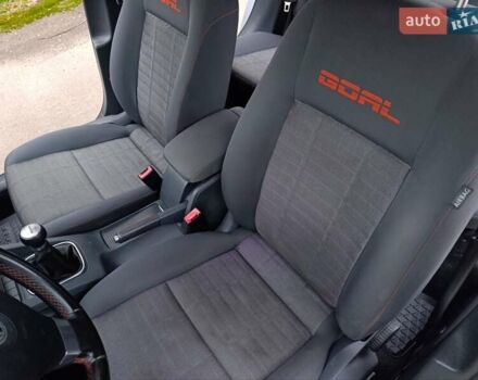 Серый Фольксваген Гольф, объемом двигателя 1.6 л и пробегом 256 тыс. км за 5650 $, фото 17 на Automoto.ua