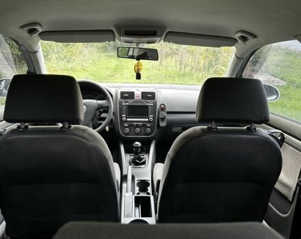 Серый Фольксваген Гольф, объемом двигателя 1.9 л и пробегом 309 тыс. км за 4500 $, фото 2 на Automoto.ua