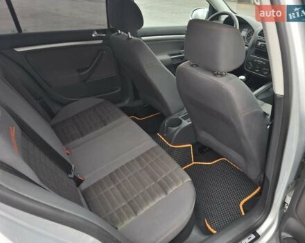 Сірий Фольксваген Гольф, об'ємом двигуна 1.39 л та пробігом 233 тис. км за 5900 $, фото 14 на Automoto.ua