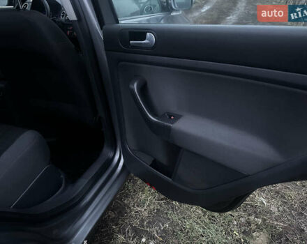 Сірий Фольксваген Гольф, об'ємом двигуна 1.6 л та пробігом 183 тис. км за 6600 $, фото 17 на Automoto.ua