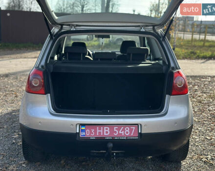 Серый Фольксваген Гольф, объемом двигателя 1.6 л и пробегом 235 тыс. км за 5100 $, фото 30 на Automoto.ua