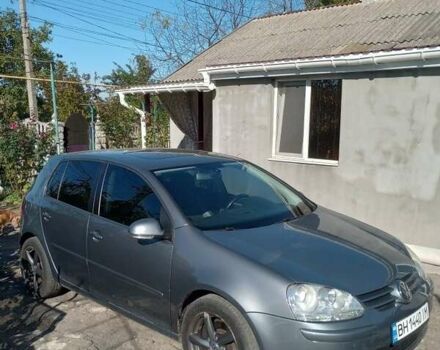 Серый Фольксваген Гольф, объемом двигателя 1.6 л и пробегом 210 тыс. км за 7000 $, фото 2 на Automoto.ua